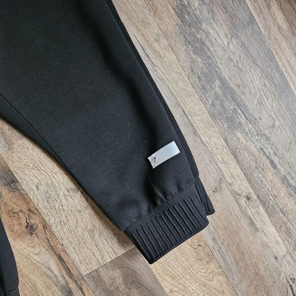 Gymshark Women’s Black Ruched Cropped Joggers – Size Small, Excellent Condition - Picture 4 of 8